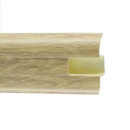 Пластиковый плинтус Royce №819 Дуб Летний (58х22х2200мм) в Челябинске