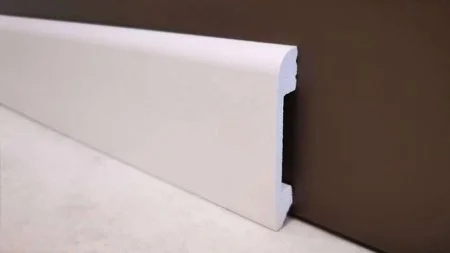 Плинтус Solid UHD 05/80 (80х13х2400 мм) в Челябинске