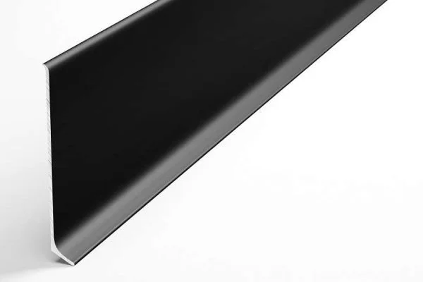 Алюминиевый плинтус Bonkeel ПЛ100 515л Черный (95,1х11,2х2500мм) в Челябинске