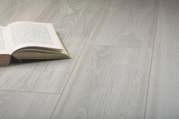 Ламинат Kronopol Platinium Milo Aqua Block 3034 Ferrara Oak в Челябинске