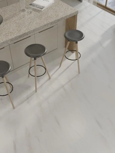 Ламинат Egger PRO 8/33 4V Large Aqua+ Мрамор Леванто белый EPL245 в Челябинске